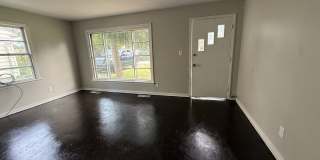 Charming Home Available – Won’t Last Long! Gallery 23