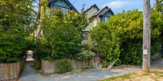 Stylish 3BR/3.5BA Townhome with Vaulted Ceilings & Attached Garage Gallery 1