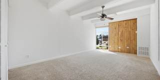 675 S University Blvd #301 Gallery 17