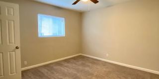 Oak Pointe Gallery 28