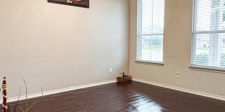 Beautiful Home in Yowell Ranch Gallery 12