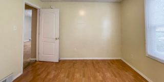 PRELEASING for AUGUST! Walk to Ball State! Bright 4BR Home with Fireplace Gallery 11