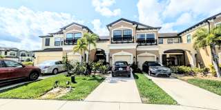 Annual unfurnished 2/2 townhome in gated community Gallery 1