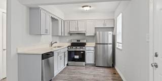 Summer Special! Spacious Updated 3BR Townhome + $250 Off First Month’s Rent Gallery 3