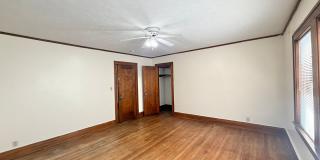 Massive 4 Bedroom, 2 Bath Brick Home Gallery 18