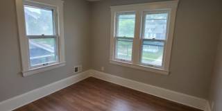 Single Family Home 4 beds 1.5 bath Available Now! Gallery 16