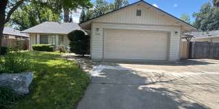 3 Bedroom Home for Rent in Anderson CA | Large Family Room, 2 Car Garage, Pet Friendly Gallery 3