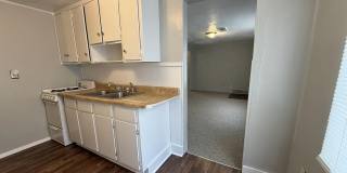 3119 North Western Avenue Gallery 4