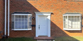 2 Bedroom End Unit with New Flooring, Appliances  Fresh Paint! Gallery 1