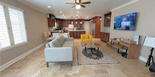 5418 Saratoga Gallery 10
