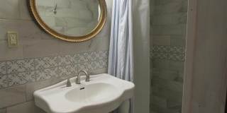 1035 W Vine Street Gallery 8