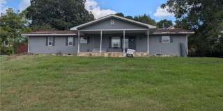 153 Commerce Lane Gallery 1