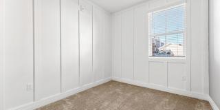 No Stairs! Main Level 2 Bed 2 Bath Condo near Buckley! Detached garage included! No Stairs! Main Level 2 Bed 2 Bath Condo near Buckley! Detached garage included! Gallery 5