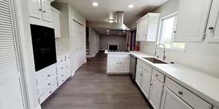 Spacious 2 Story Home With Lincoln Schools Gallery 4