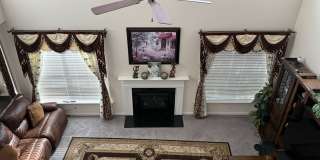 Beautiful 5BR home in Great School district Gallery 11
