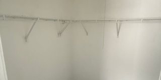 Beautiful 2 Bedroom 1 Bath Condo Conveniently Located Gallery 13