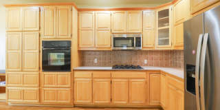 Huge, Gorgeous South Tulsa home ready for move in 05/15/2025 Gallery 17