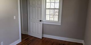 Beautiful 2 BR/1 BA Furnished Apartment Available in Downtown Charleston! Gallery 7
