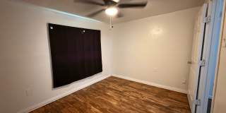 Charming 1-Bedroom Apartment with Hardwood Floors Near Downtown San Antonio Gallery 5