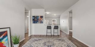 Adorable Cozy Home in Mustang Gallery 1