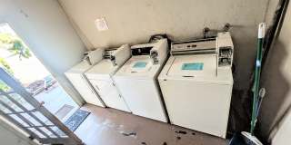 Annual UNFURNISHED 2/1 condo Island life Gallery 14