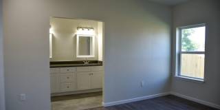 1602 N McDonald Avenue Gallery 10