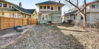 MOVE IN SPECIAL* $250 Off First Full Month's Rent OR Free 55in TV! Gallery 18
