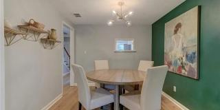 3765 Greenes Crossing Gallery 19