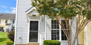 Townhouse for rent in Liberty Square Gallery 1