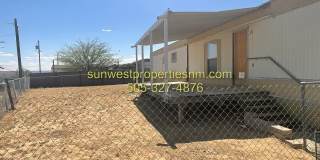 2 Bedroom, 2 Bath. Mobile Home with W/D Hook-ups and Fenced Back Yard Gallery 1