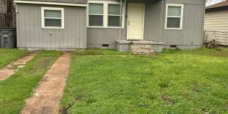 Great Home Located in the Lawton Heights Area! Pets Negotiable with Owner Approval! Gallery 1