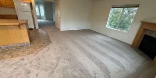 Spacious 2 bed/2.5 bath with bonus room townhome off Road 68 Gallery 9