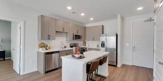 LakePointe Gallery 30