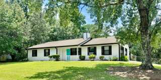 Corner Lot - Ranch home in Powder Springs! Gallery 1