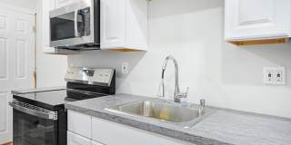 565 LINE Street Gallery 11