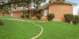 3 Bedroom 2 Bath Gem in Fayette County School District Gallery 1