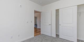 Pointe by Vintage Gallery 33