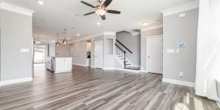 Charming 2BR Townhome in Charlotte Gallery 1