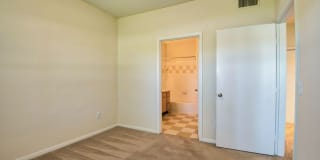 Breakwater Bay Gallery 10