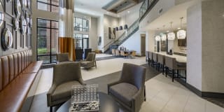 Gateway Chastain Gallery 43