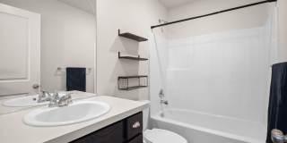 Beautiful 2022 Built Home With Views! Gallery 17