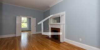 Nicely renovated 3 bed right next to Kenmore Square and BU! Gallery 10