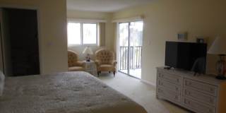 555 Park Shore Drive Gallery 6