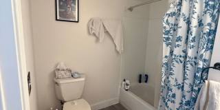 Spacious Brighton Unit With Parking Included Available 8/1/26 Gallery 6