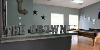 Crown Gallery 4
