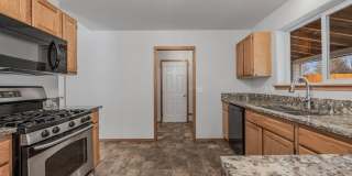 Hayden Rancher with RV parking Gallery 11