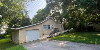 3 Bedrooms • 1 Bathroom • Bonus Game & Office Space Gallery 1