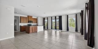 Panther Creek Family Home Gallery 9