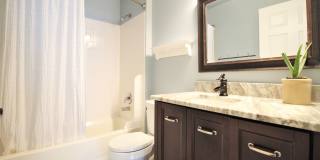 Spacious Home in Port Potomac Gallery 31