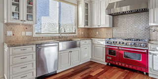 318 26th Street Gallery 2